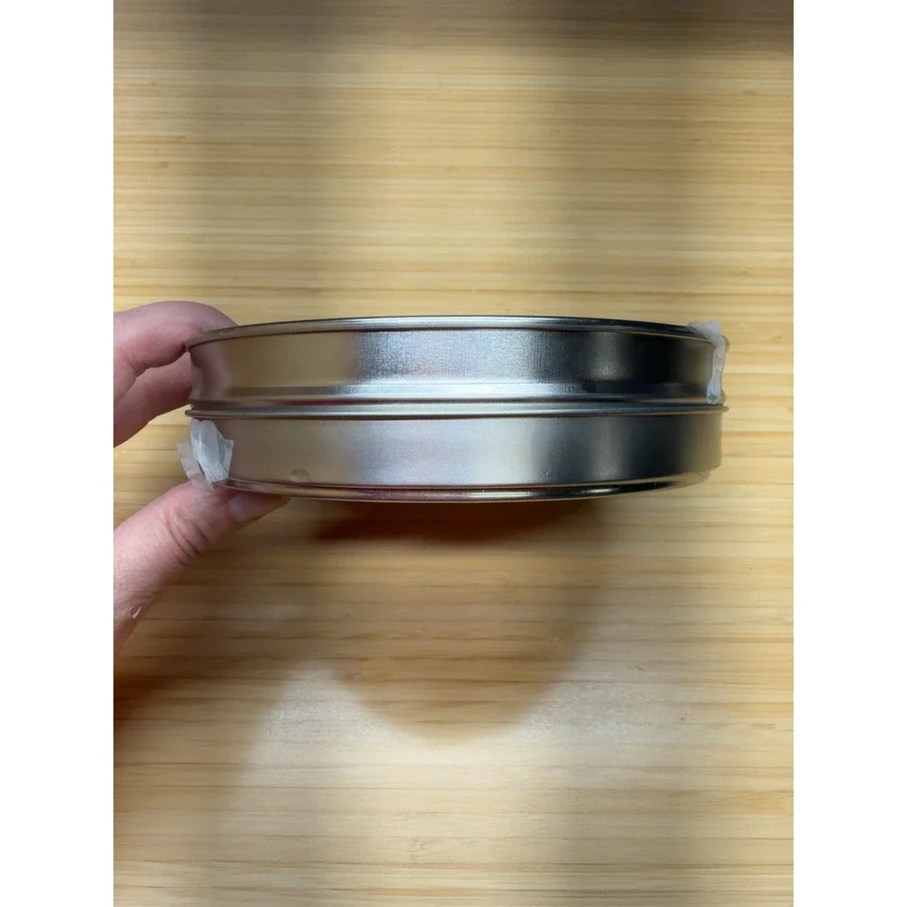 Williams Sonoma Snowflake Cookie Cutters Set of 5 in Holiday Tin